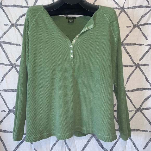 TweeterPSexton's tweet image. So good I had to share! Check out all the items I'm loving on @Poshmarkapp #poshmark #fashion #style #shopmycloset #eddiebauer #pebblebeach #michaelmichaelkors: posh.mk/NmbDuY8a39