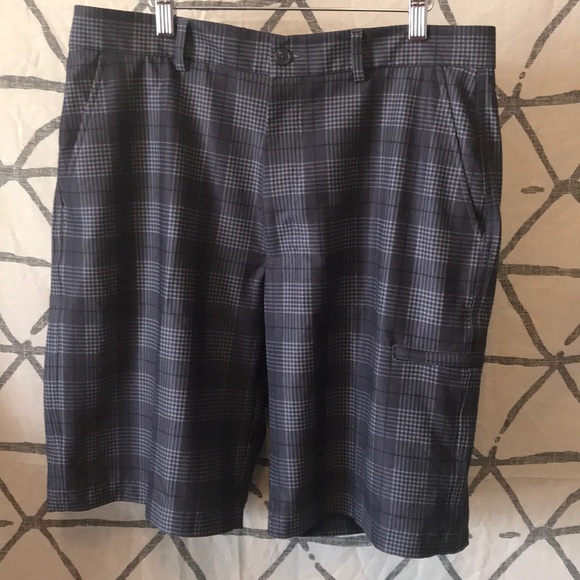 TweeterPSexton's tweet image. So good I had to share! Check out all the items I'm loving on @Poshmarkapp #poshmark #fashion #style #shopmycloset #eddiebauer #pebblebeach #michaelmichaelkors: posh.mk/NmbDuY8a39