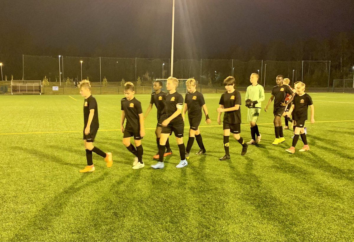 Viimeinen 8v8 P13 Kakkosen piirisarjapeli takana, nyt suuntana 11v11 pelit ⚽️⚽️ ⁦<a href="/NupsP07/">NuPS P07</a>⁩ oli tänään 2️⃣ - 0️⃣ parempi 👍 #Kakkonen ⁦<a href="/SPL_Etelainen/">SPL Eteläinen</a>⁩