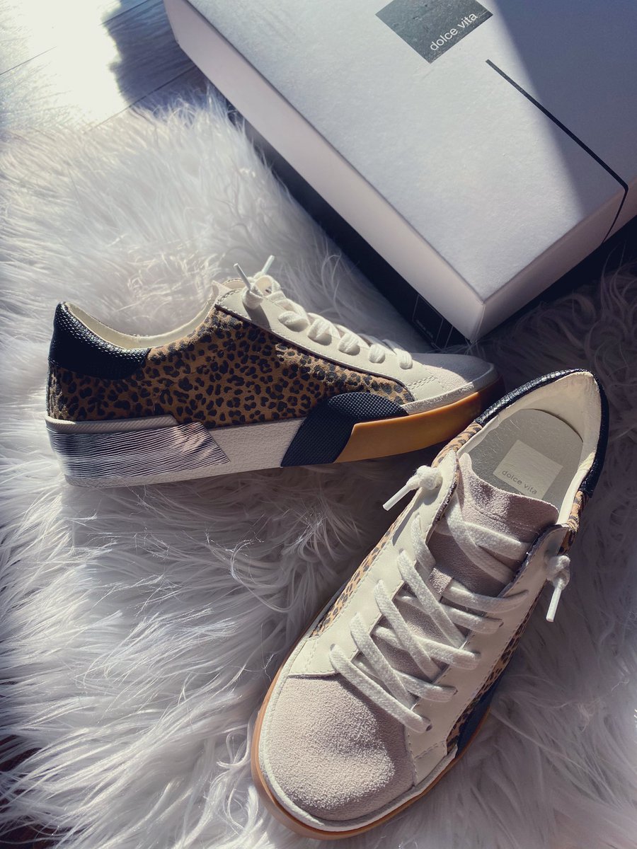 BeautyPlate's tweet photo. Obsessed with my new sneaks.... 😍 They have a comfy wedge to them also! 1 inch Taller 🙌🏼 You can shop them here  https://t.co/J7GNHC8h3Y #shopstyle #ootd #style #fallfashion #sneakers #nordstrom https://t.co/qP7B46X2Gk