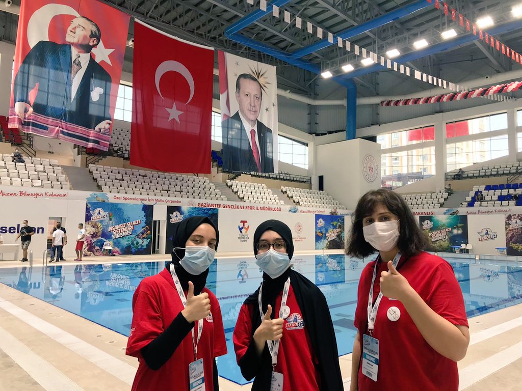 gungorenkizaihl's tweet photo. Teknofest 2020 İnsansız Sualtı Sistemleri Yarışması Temel Kategoride okulumuz teknoloji takımı Gito Techno Team tasarladıkları özgün sualtı robotu ile 3 ön elemeyi geçerek 93 takım arasından finale kalmayı başardı. https://t.co/e4mjnhTDQm