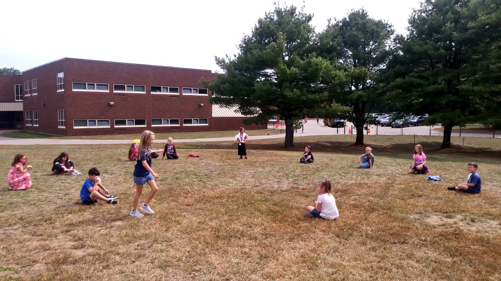MrsRyan247's tweet photo. Since we've been back our days have been BUSY! Basically reinventing the wheel here. But so happy to be back with these kids! Things may look different but the fun and learning is still happening!❤ #PositiveSignThursday #NortonRisesAbove #doingamazingthings https://t.co/oJ3tkVovxw