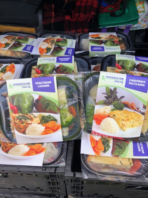 A huge thanks to Peppergreen Farm for cooking up a storm for our Cafes For COVID initiative. How yummy do these meals look?

Also, a round of applause <a href="/StreetSmartAust/">StreetSmartAustralia</a> for supporting us to supply ready-made meals in Central Victorians in need.