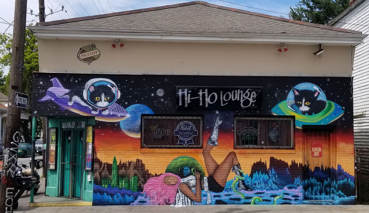 HiHoNola's tweet photo. Love the Hi-Ho?  Prove it.  Come buy any delicious Fry and Pie item (new menu this week) and pair it with an icy cold adult beverage.  Open Thur - Sun, 5pm - 11pm.
Mask up / Social Distance / Stay Safe https://t.co/sX4VkQ0aZu