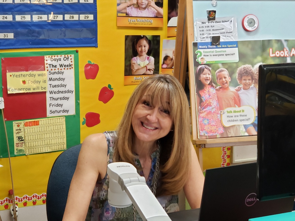 ChinoValleyUSD's tweet photo. #ParentTeacherConferences are underway for some of our schools &amp; we appreciate the collaboration between parents and teachers to make sure #students receive a rigorous #education. @ButterfieldPTA teachers are all smiles this week as they 'e-meet' with parents 😊 https://t.co/hx6O2ju86T