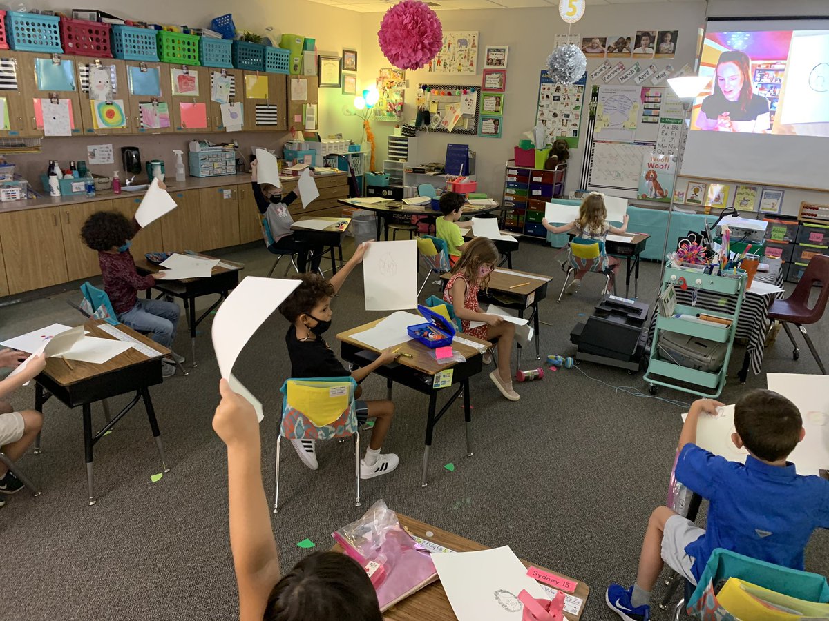 LibMustangs's tweet photo. Great afternoon for our Mustangs with  @patrickcarman and Reece - writing starts with telling a story and illustrating does NOT need to be perfect! ❤️ ✏️ 📚 🎨 #storyofmason #1lisd @LeanderISD_Lib https://t.co/ZByIgbw6uf