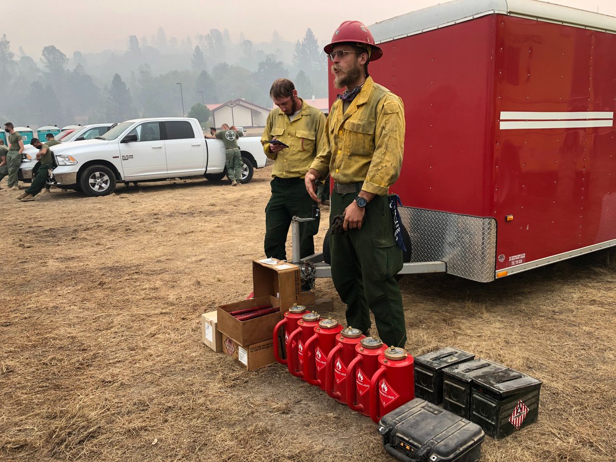 Crewmember Ryan Novak from the Devils Canyon Veterans Crew briefing the Marines on the various types of firing devices.