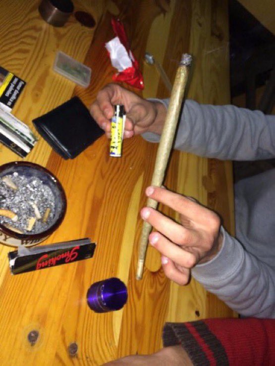 Wyd After Smoking 💨 tweet media