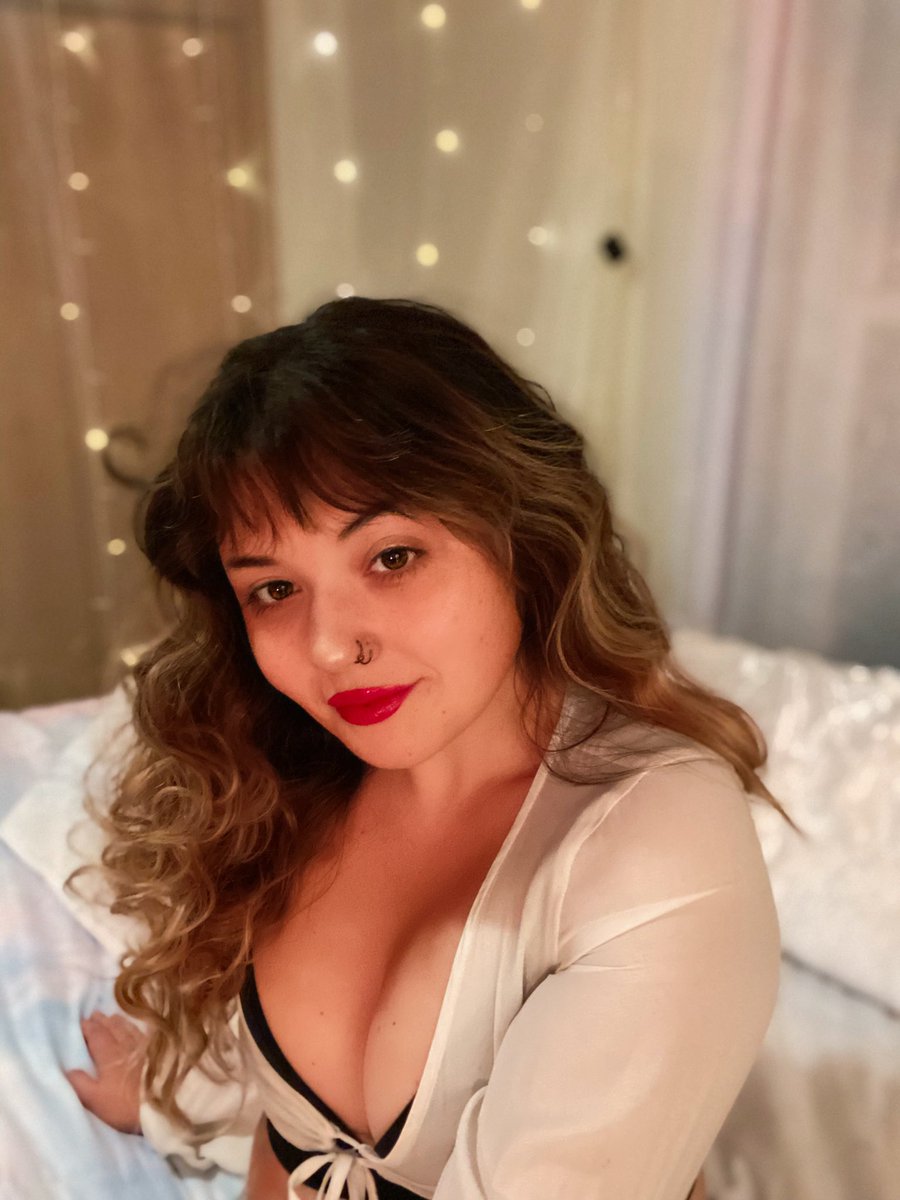 Its_Bootz's tweet photo. I call it self-care❤️✨ https://t.co/3Dh2JAMVRM
