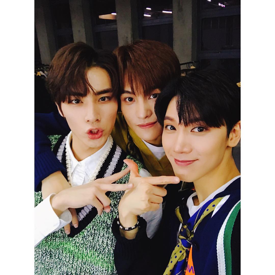 vicious_core's tweet photo. › 🏁 . ιs thιs-𝘄𝗵𝗮𝘁 𝘆𝗼𝘂  ¡𝕨𝕒𝕟𝕥‽· 🏛️  ⿻' gɔᵎᵎ ’  ꜜwe are yøur 𝐯̶𝐢̶𝐜̶𝐞̶ゞ #GRAVITYXCB › @JsMonsta_

Tres de los nenes más hermosos se han escapado al comeback de estos másters, cracks, fieras, máquinas que seguramente nos traen lo mejor de lo mejor, ¡suerte! https://t.co/KY06a99Xbp