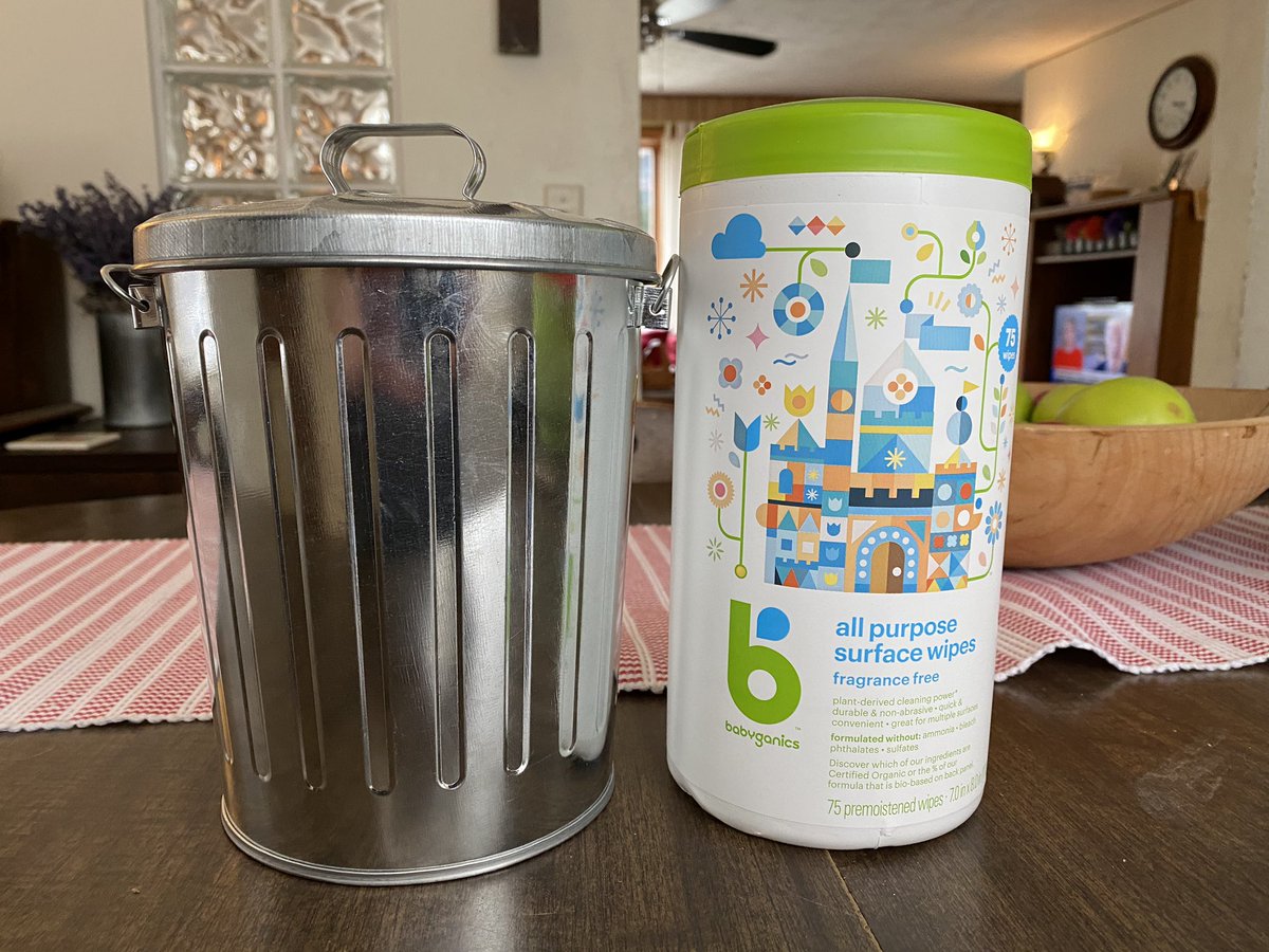 justshakeitoff6's tweet image. The 20-gallon can I ordered arrived today. 
This new math is so confusing. 🤷🏼‍♀️
#icantmath
#itdoesntaddup