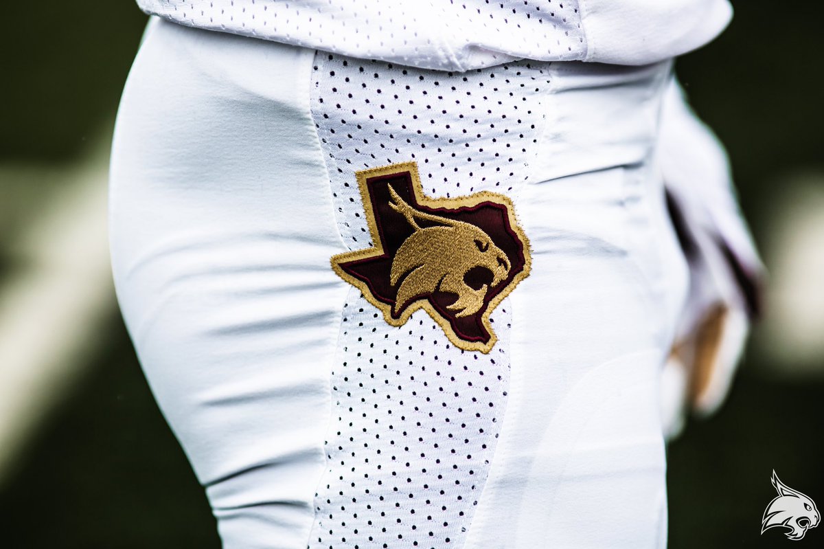 TXSTATEFOOTBALL's tweet photo. Snow Whites in September ❄️ 

#TEAM  #EatEmUp https://t.co/5rrwORAorV