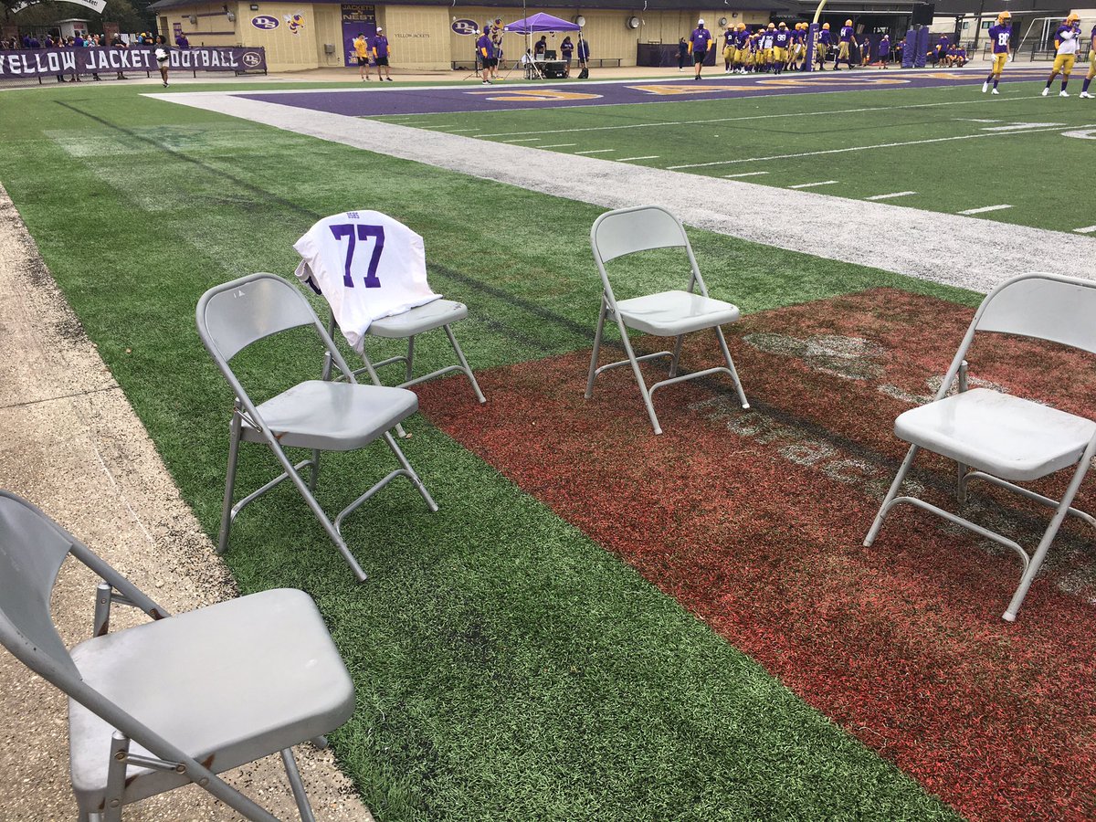 jlombarditv's tweet photo. #FlyHigh77 https://t.co/EhDf0jwB05