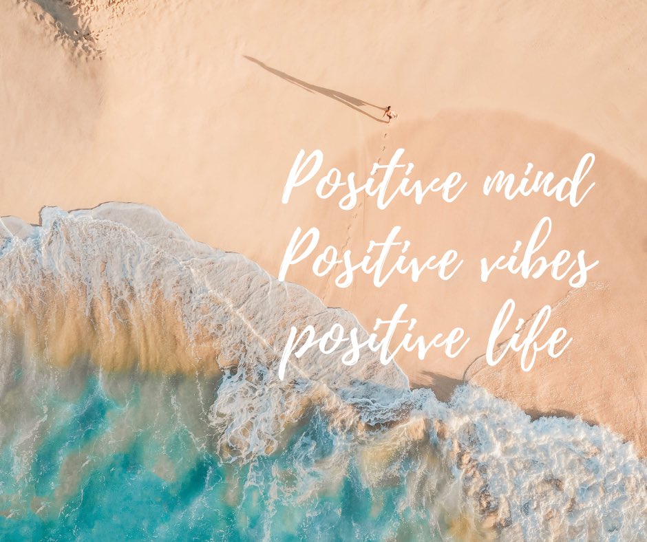 Parce que nous écrivons notre chemin, que nous n’avons qu’une vie, qu’elle est précieuse. 

Soyons #PositiveImpact, pour l’humanité, pour notre planète 🌍 &amp; tous ses êtres vivants. 

#PositiveMind #PositiveVibes #PositiveLife #HappyToTravel #HappyLife