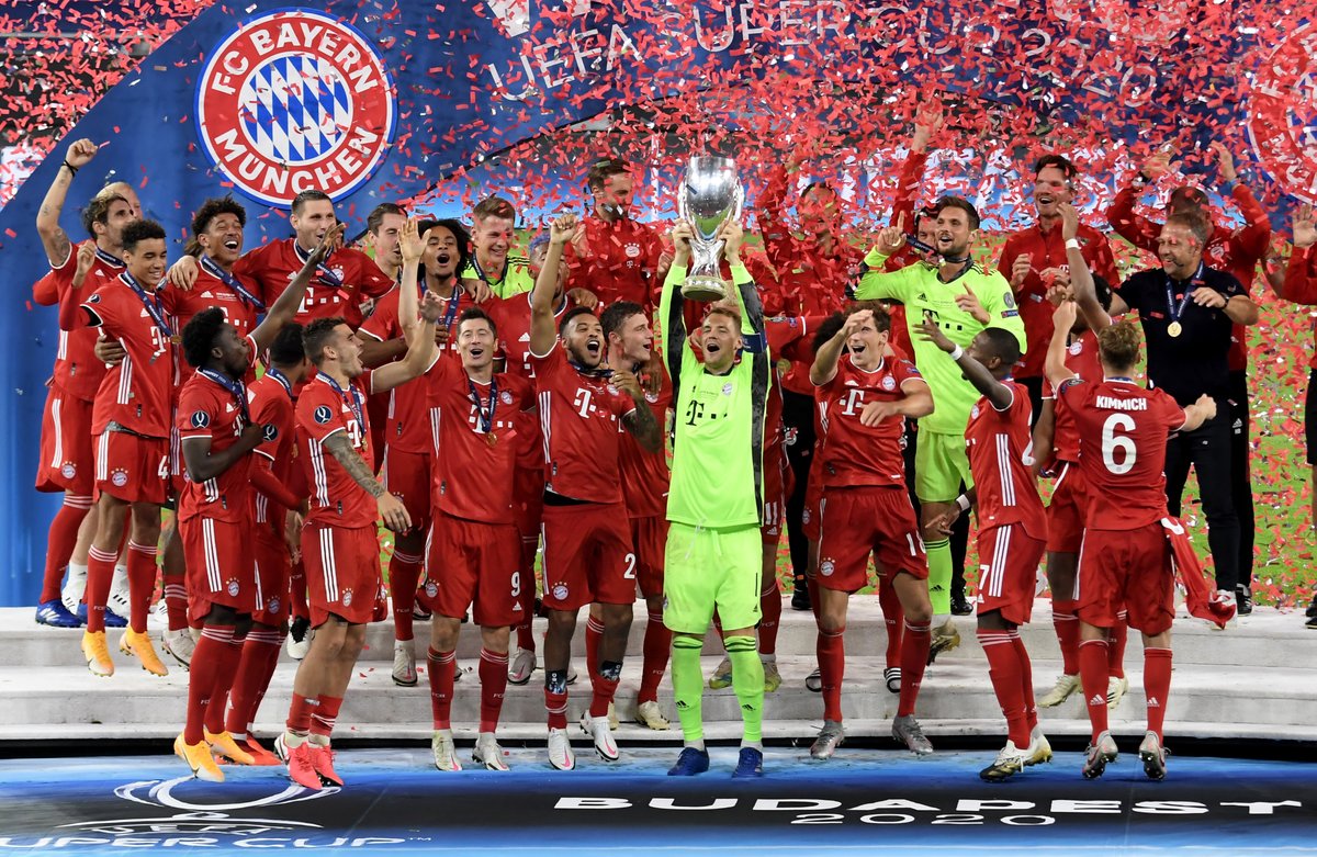 FCBayern's tweet photo. CAMPEONES!!! 🏆🎉

#SuperCup #MiaSanMia https://t.co/EBscX9cLCf