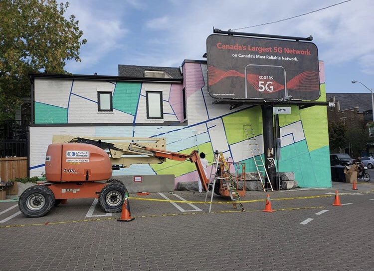 EastEndArtsTO's tweet image. New murals as part of #DestinationDanforth are underway 🥳! Check out 👀 these progress pics of 3 mural sites across the Danforth in @BroadviewDanBIA, @GreekTownBIA &amp;amp; @TheDannyBIA! More photos to come as our artists continue to work their magic &amp;amp; transform these sites &amp;amp; more 😍!