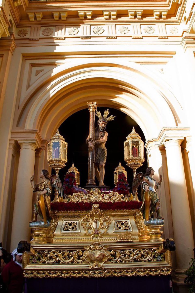 Viernes del Señor 

“Un solo Señor, una sola fe, un solo bautismo, un solo Dios y Padre de todos, que reina sobre todos, actúa a través de todos y vive en todos”

Foto: <a href="/patero35/">Fran Granado</a>