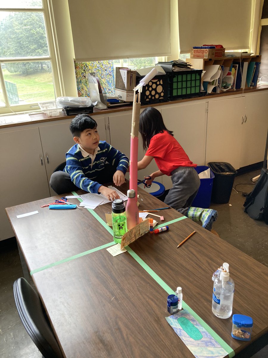 TseJeff's tweet image. Division 6 learning the Design Process through STEM! Once we learn the process we can apply it anything not just STEM challenges!
#STEMeducation #GrowthMindset #towerchallenge #designprocess #engineering @renfrewschool @dailystem