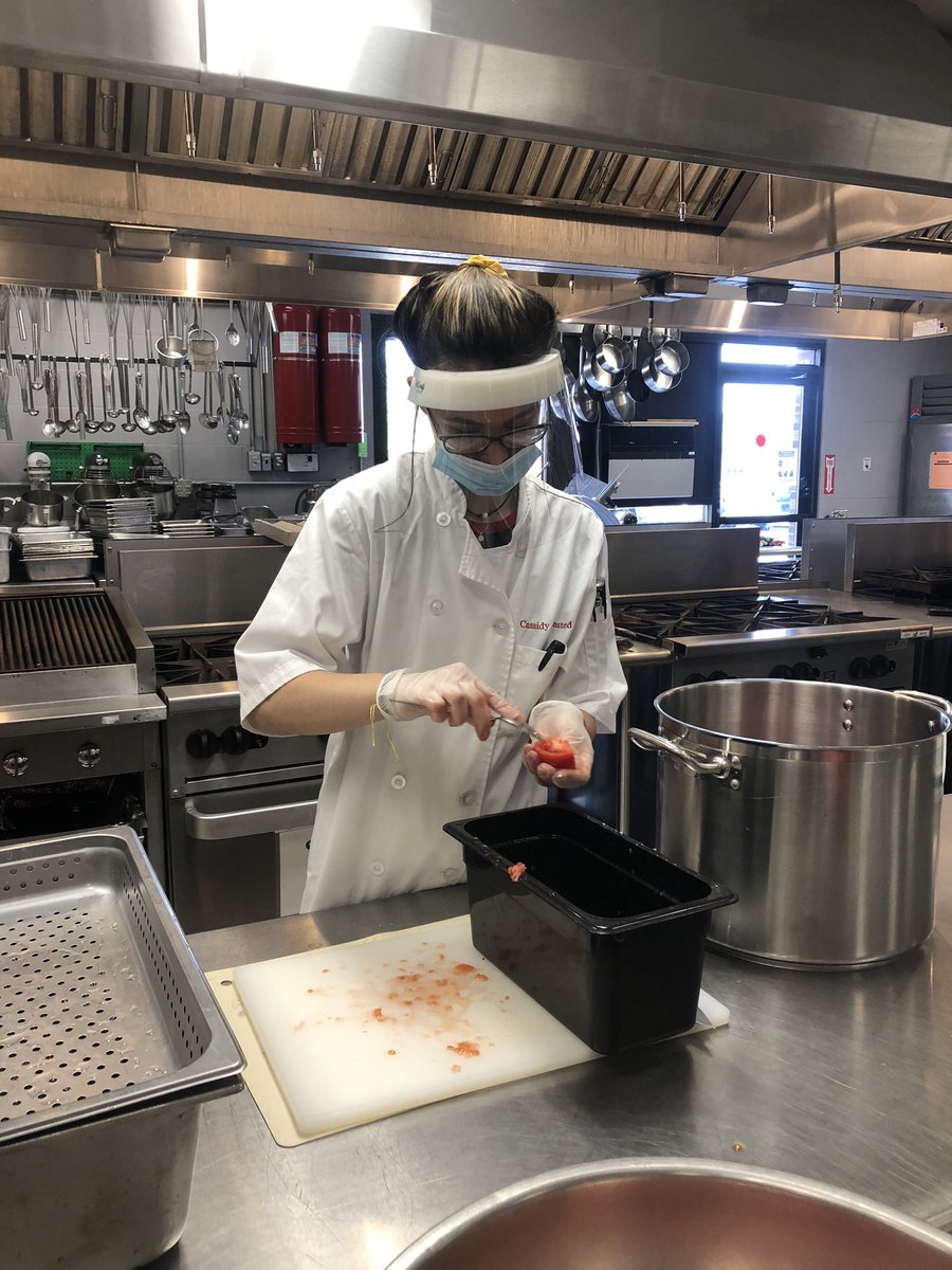 JodyAlbano's tweet photo. The OAOC Culinary students @ONCBOCES were back at it today earning work based learning hours by processing farm fresh tomatoes. They Learned an assortment of techniques for processing homemade sauce. #OAOCCULINARY #FARMTOTABLE #CTESTRONG https://t.co/K2l0o5IIn2