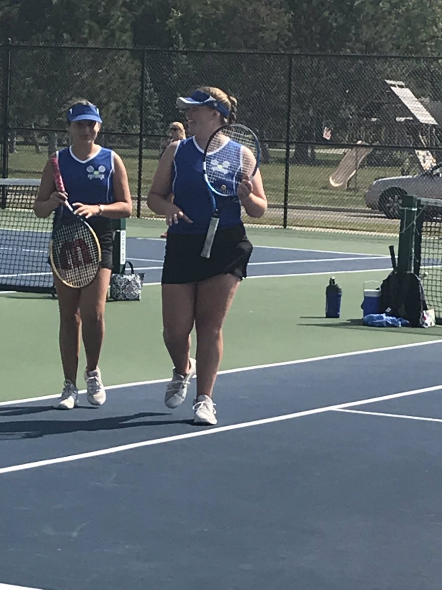 DefianceGT's tweet image. WBL Tourney at Elida. 1D Chloe Wetstein/Ava Shock  will play for 5th/6th Place on Sat. Marissa Blunt/Sofia Castillo will play for 7th/8th Place on Sat.