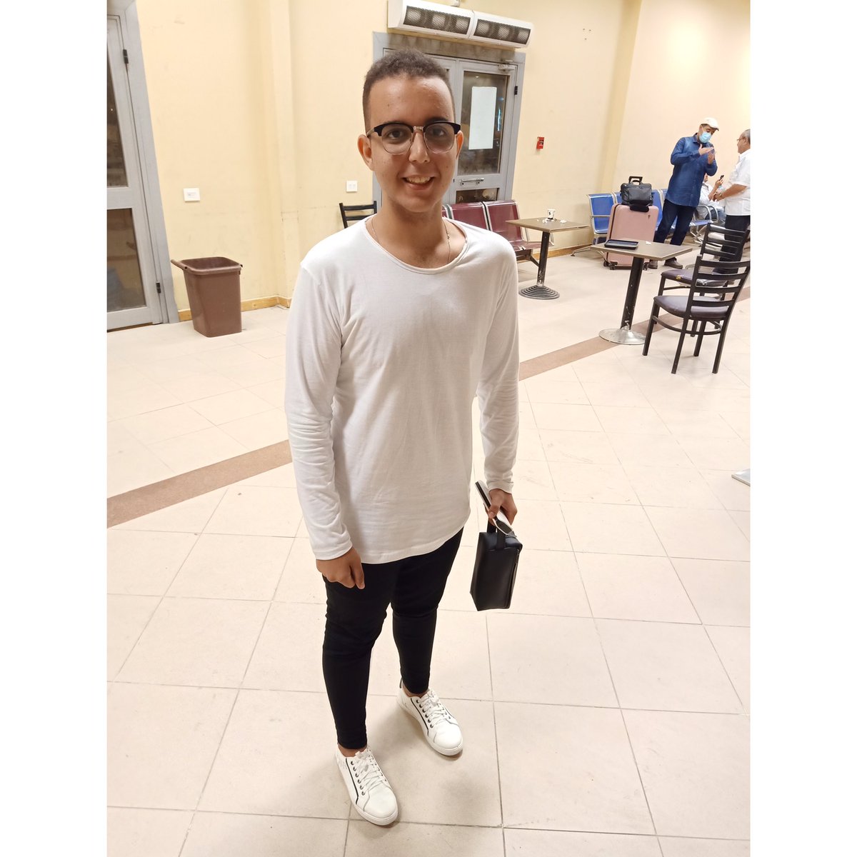 mostafa25865414's tweet photo. صوره بعنوان bye bye Egypt 😂👋🏻 https://t.co/mDly6CzxfV