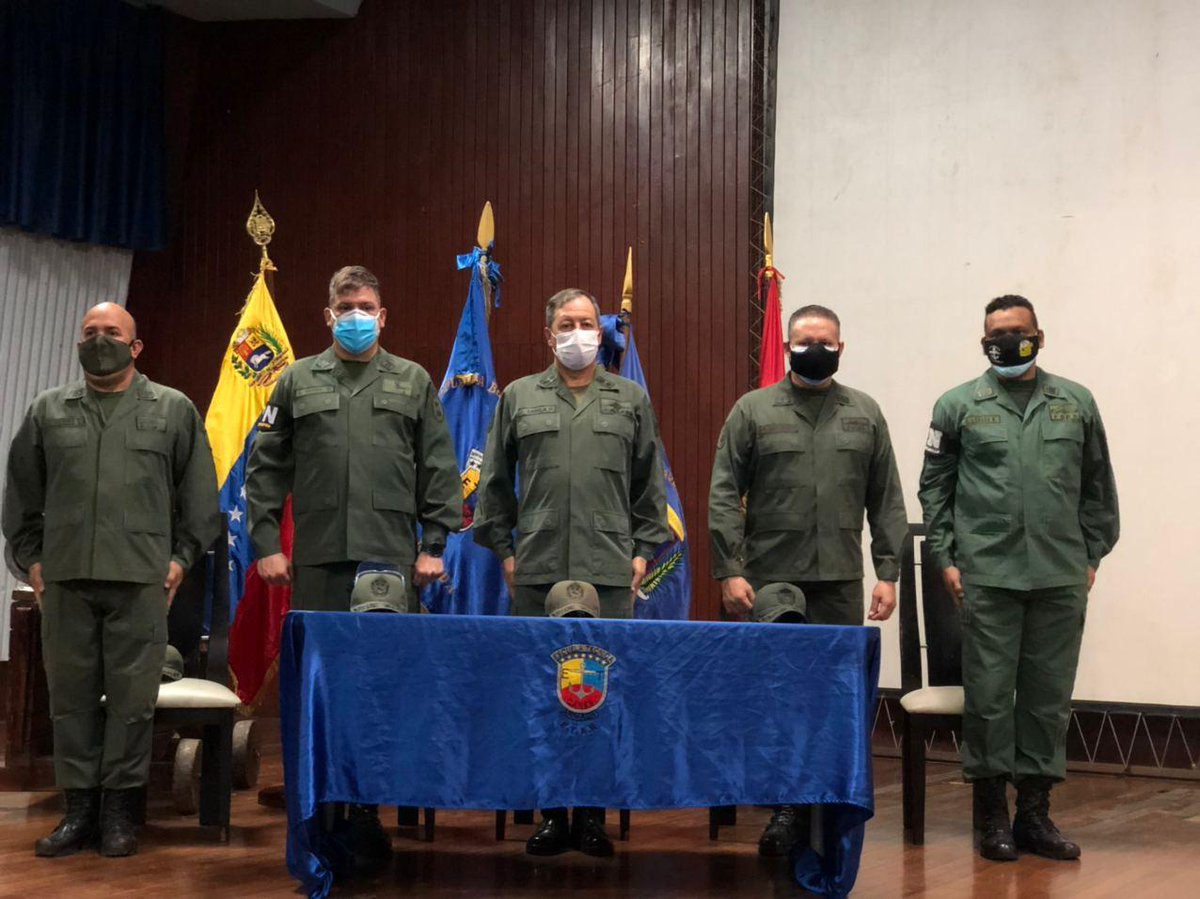 #EPN #24Sep Con gran realce se realizó acto con motivo a la Apertura de los Cursos de Capacitación Básico de PN para Oficiales y Básico, Medio y Avanzado de PN para Tropa Profesional, presidida por el VA. Carlos Barela Pérez Comandante del <a href="/AB_CANES_1948/">CN. Felipe S Esteves</a> #EscueladePolicíaNaval