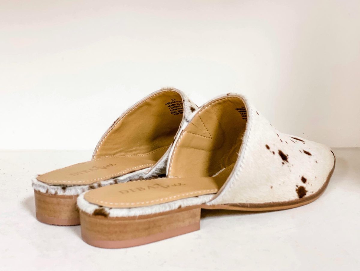 sullivansgifts's tweet image. We are super pumped to be carrying Diba True footwear now!  Sizes 6.5-9.5 🍁🍁🍁 #mule #dibatrue #shopsmall #shoplocal #shopsullivans #weship