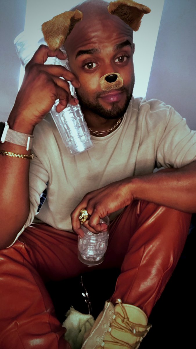 _JORDANY's tweet photo. This what 2020 cuffin season go'n be looking like. https://t.co/ga6CooiC3u