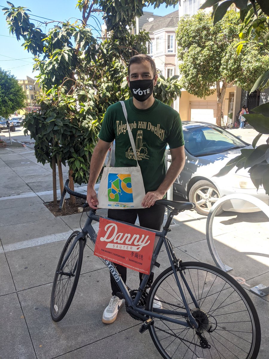 Today was #BikeToWhereverDay. I rode over to Big Swingin' Cycles to grab this year's tote bag and swag. 🚴‍♂️

Thanks to @sfbike for hosting and for their efforts every day of the year to grow this vital mode of transit.