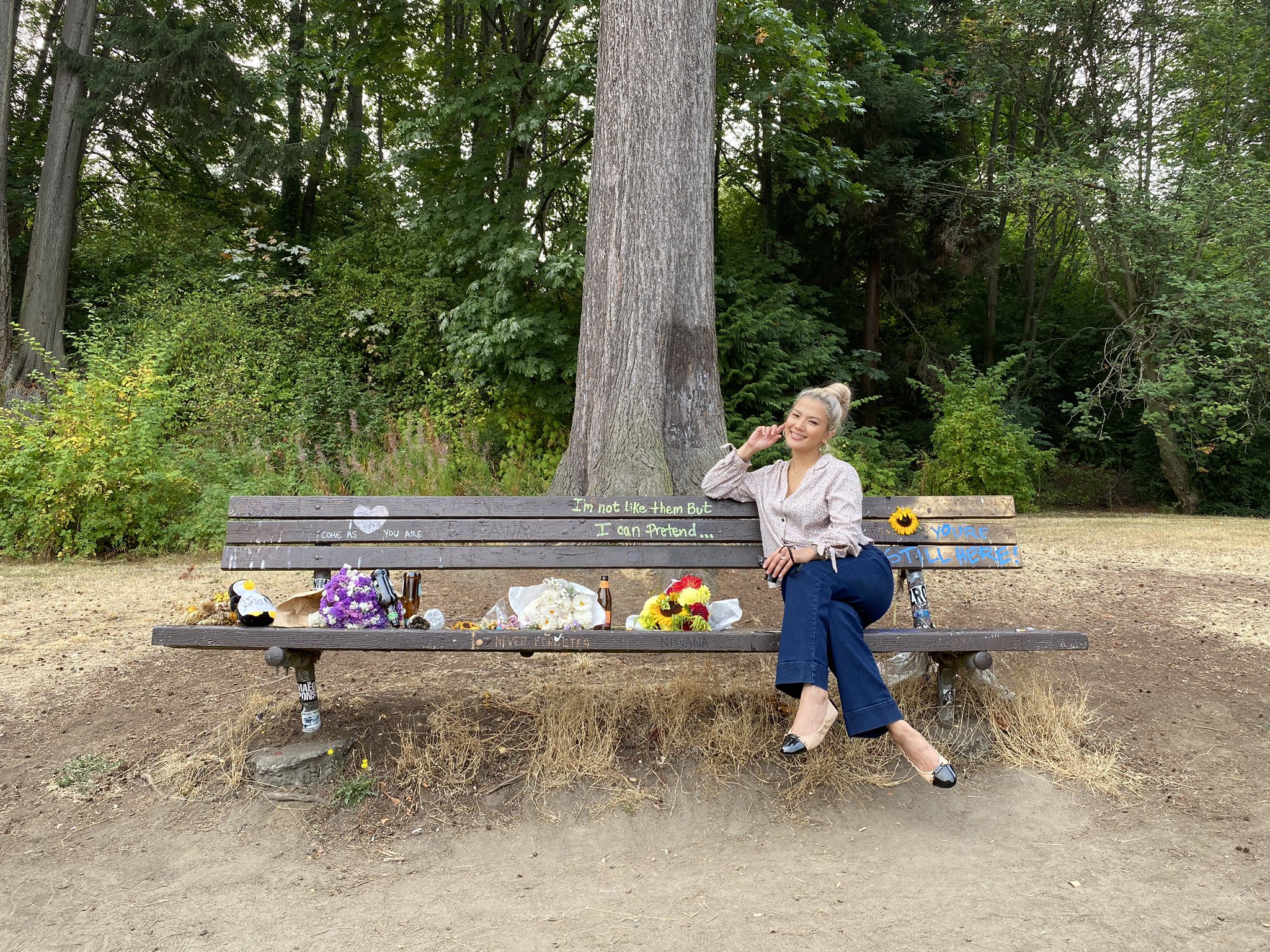 Tiga Tolley On Twitter Tempat Ngerokoknya Kurt Cobain Xd83dxde0b Https Tco Nfosfohcjw Twitter Tiga Tolley On Twitter Tempat Ngerokoknya Kurt Cobain Xd83dxde0b Https Tco Nfosfohcjw Twitter