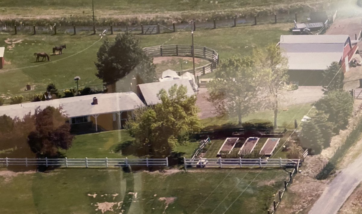 Here’s the completely legit classic red barn (far right) I lived in if you don’t believe me (and the horses totally did hang out in the floor below me, lodging noise complaints):