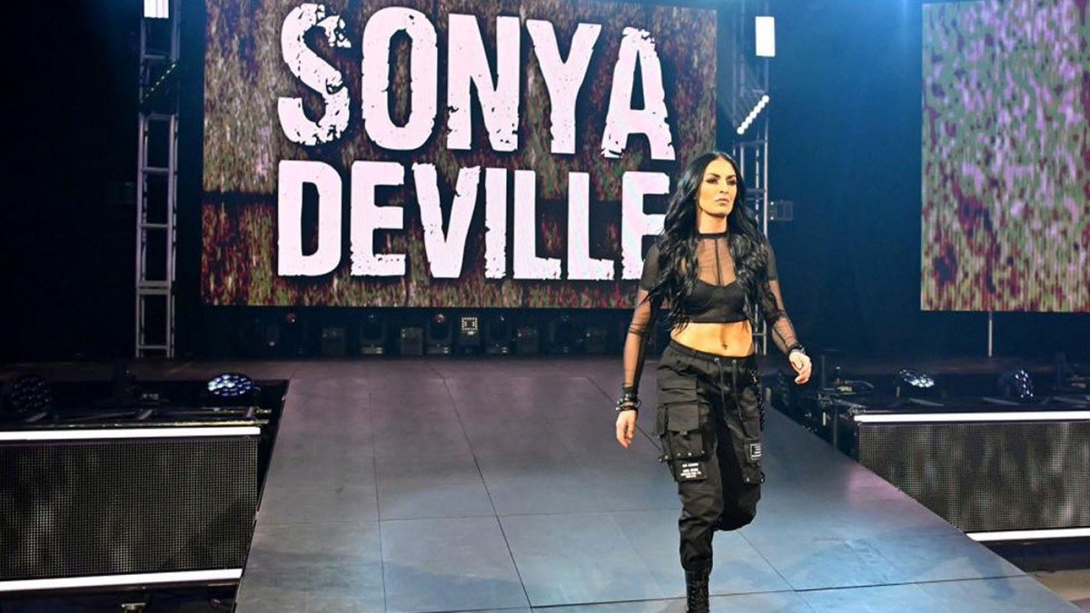 DevilleWorshipr's tweet photo. Who else am I gonna see in the #ThunderDome tommorow night!?
This girl will be there once again reminding the #WWEUniverse who their next #SmackDown #WomansChamp is.
Daddy Blue Belt is the only way. And that's the tea
#2020YearOfDeville #ComingSoon #DaddyBlueBelt #DaddyDeville https://t.co/OC6nGugRI7