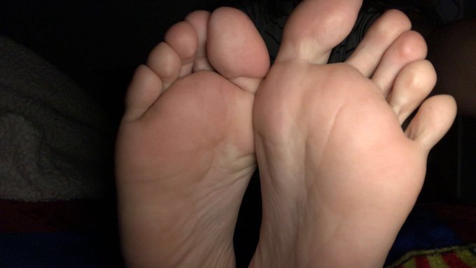 Findom|| Drain || Goddess 🦋 || domme 😈 || HumanATM 🛍💴✅  approach correctly betas ‼️ https://t.co/8Y8<a href="/tag/ifb"class="tags"><span>#ifb</span></a>