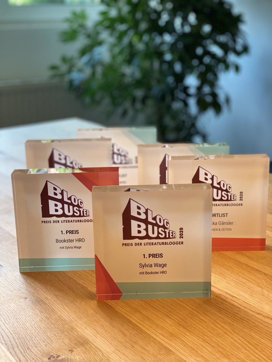 Sylvia Wage hat den diesjährigen Blogbuster-Preis gewonnen. Ausgewählt vom Blog @Bookster_HRO. Herzlichen Glückwunsch auch an die Zweitplatzierten <a href="/isi_peazy/">Isabella A. Caldart</a>, Ela Meyer, @fragaens und <a href="/ZeichenZeiten/">Constanze Matthes</a>