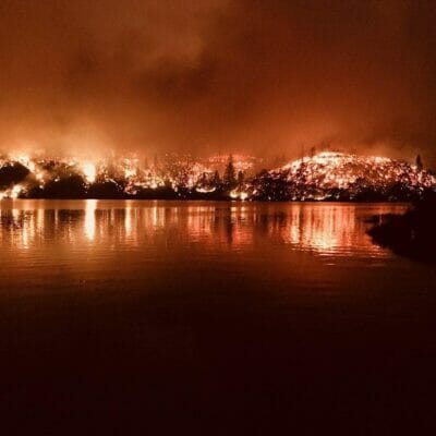 TroutUnlimited's tweet image. Wildfires in #California and throughout the West have coincided with #PublicLandsMonth. When a lot of us would rather be out in the woods, the fires are keeping us home. bit.ly/307wlL4