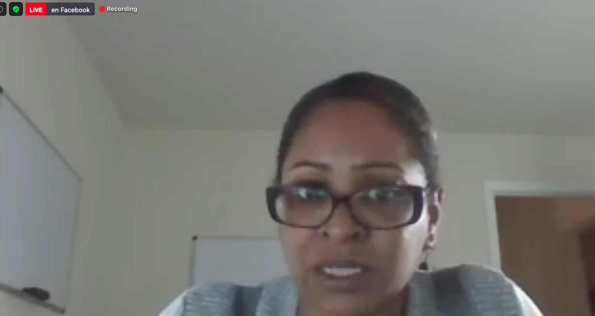RedamuC's tweet photo. @LDiversent : "La familia ha sido uno de los blancos que emplean las autoridades cubanas para reprimir a las mujeres activistas de la isla".

Diálogo "El rol y los desafíos de la mujer en la Cuba de hoy". https://t.co/uh7ECagLUR