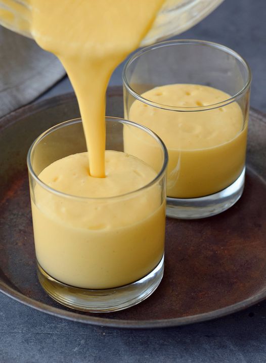 chloe18036725's tweet photo. I prefer it thick and creamy! It's a traditional Indian yogurt based-drink which is so yummy! Have you ever tried it? https://t.co/ZvaqPHWujX