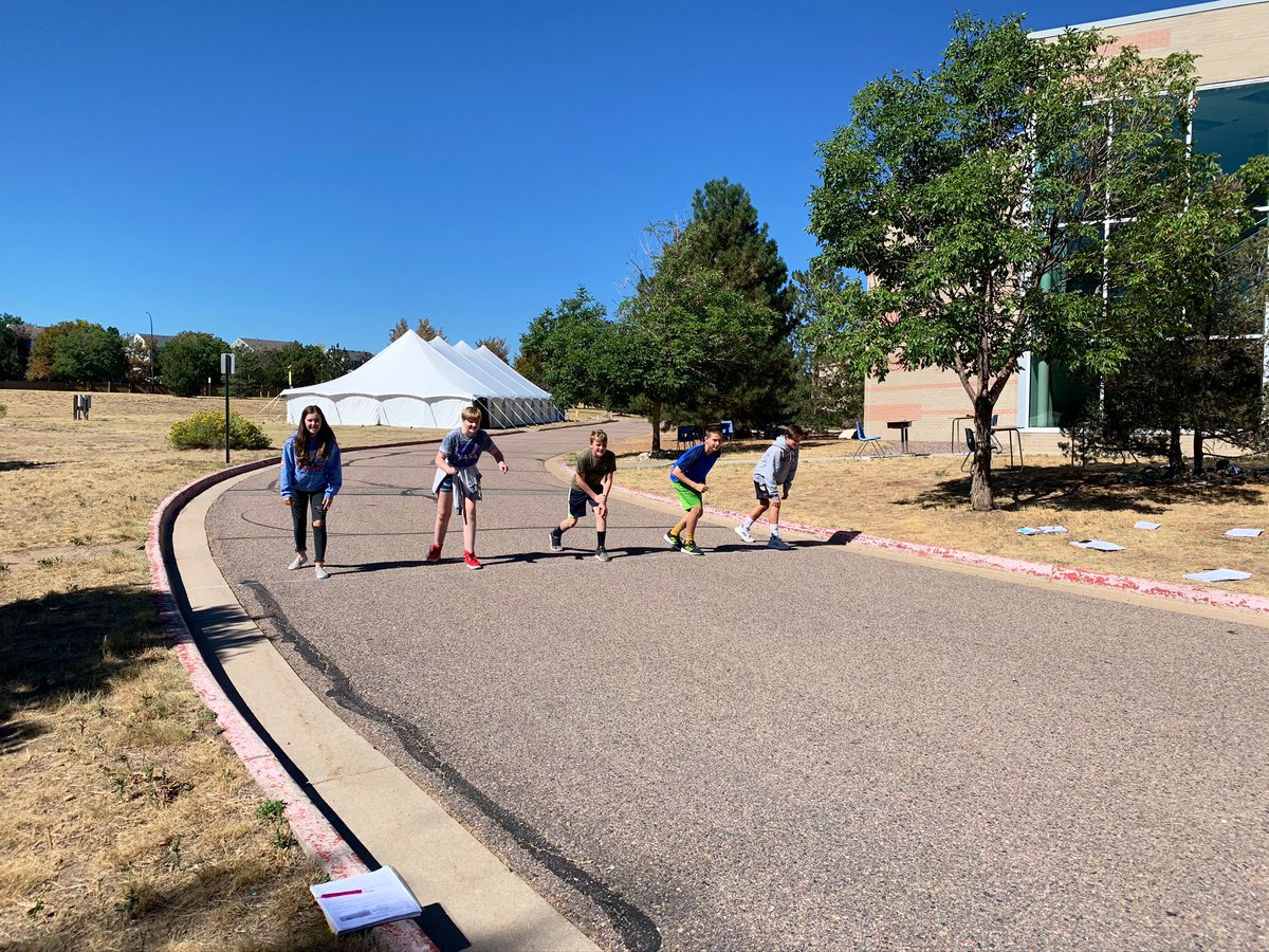 Energy is always more fun learning in person’s and having class outside. Make every minute count! #RVMSpride @ErinKyllo <a href="/RanchViewMS/">RVMS</a> <a href="/SandraJBarrett/">Sandra Barrett</a>