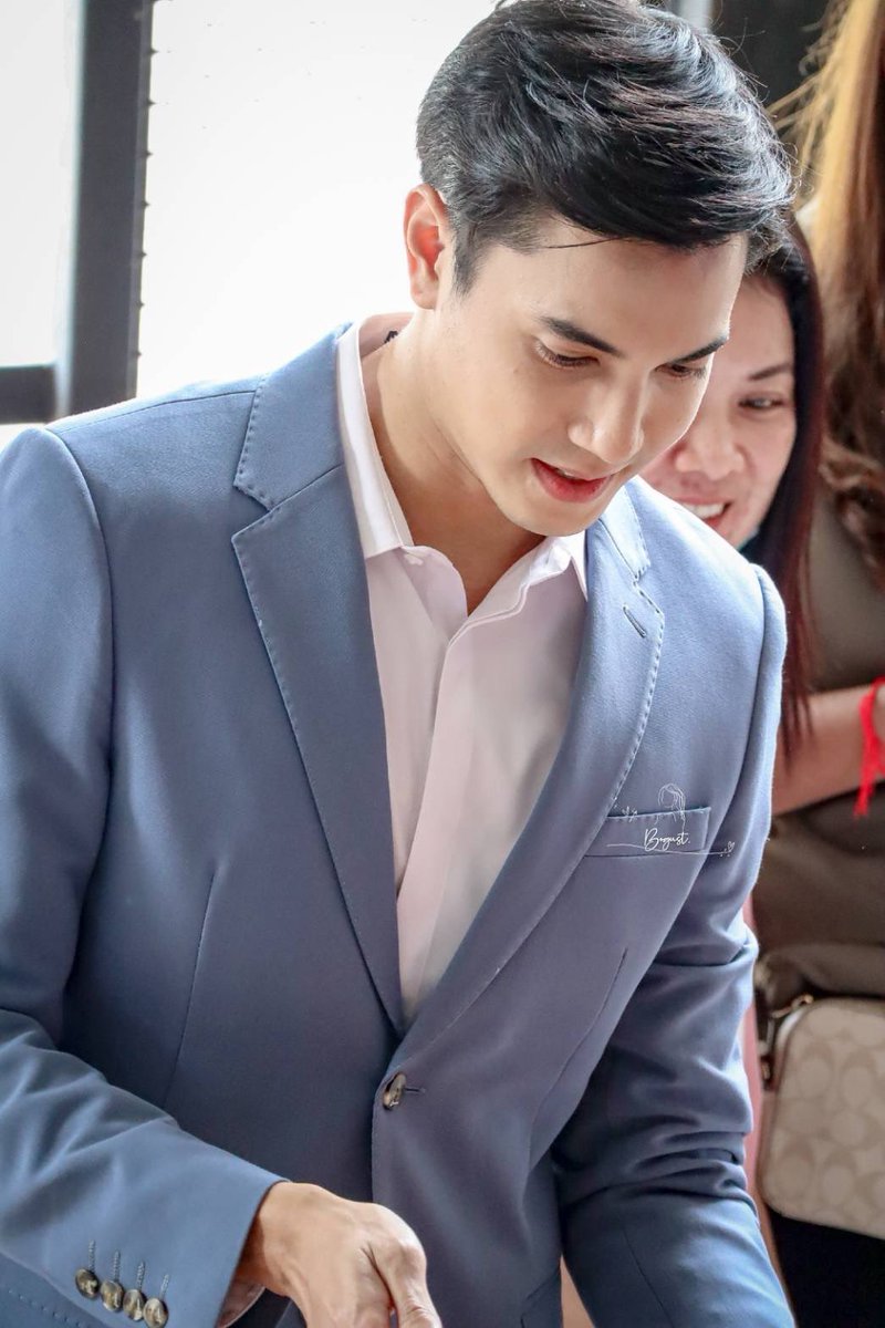 supportmaioom's tweet image. เช้าวันใหม่กับความหล่อน่ารักของพี่ไม้เค้ามุมไหนก็ปาใจให้หมดเลย💕🤟

#maiwarit #ไม้วฤษฎิ์ #MOteam💛🖤