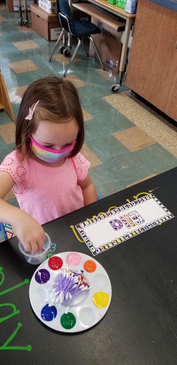 Mrs.Menteer tweet media