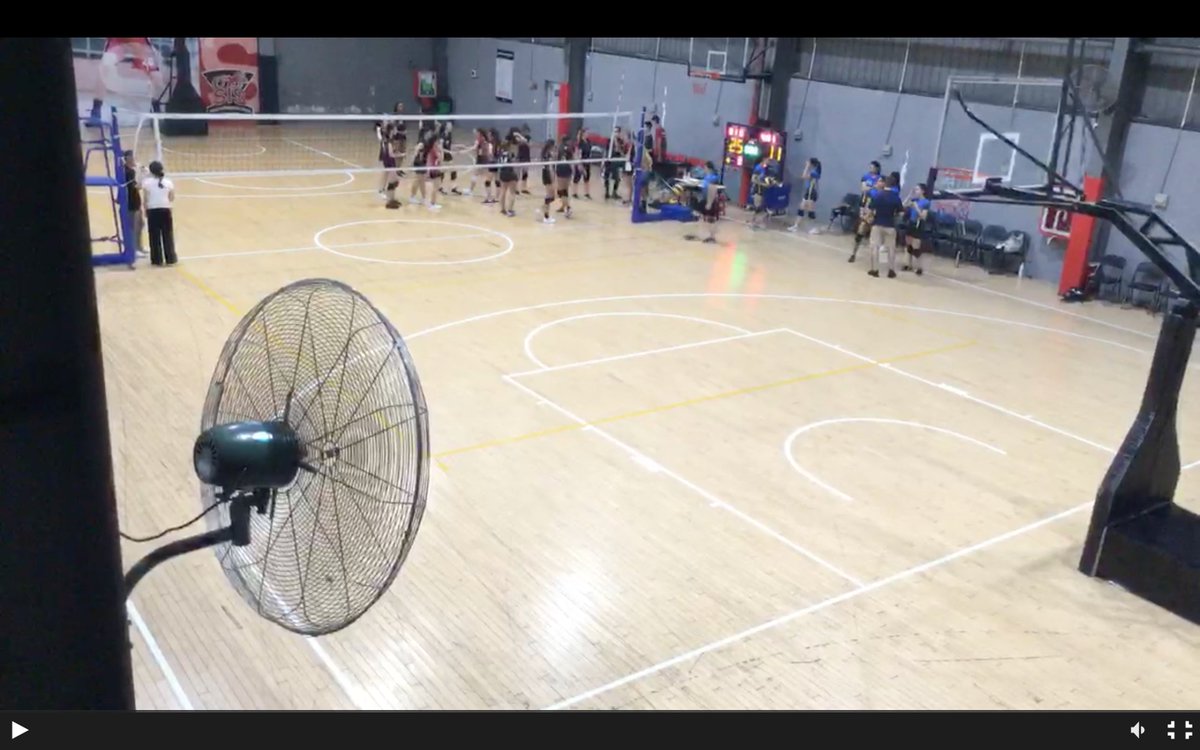 wondermeaghan's tweet photo. Great job Geckos! Well done @anndurham13 @ElisaMKorhonen and @Outerorbert Thanks for the life stream #SISrocks IT team! #GeckoVB https://t.co/yWdoqIGmx0