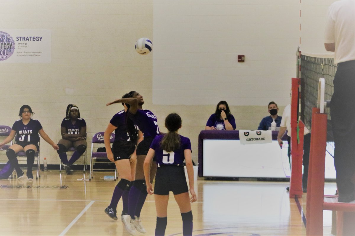 LHC_yearbook's tweet photo. Some pictures from last week's 8th grade volleyball game https://t.co/aNV0XYkpAc