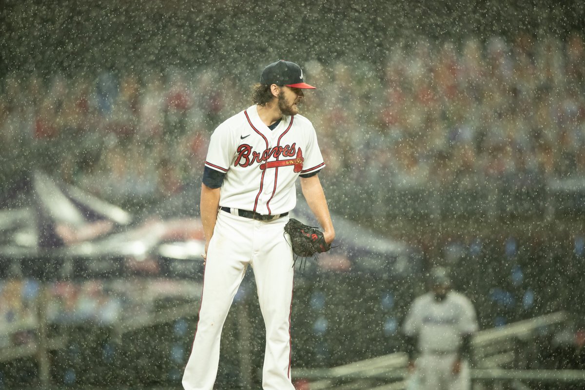 Braves's tweet photo. 🎶 And the radio just keeps playing all these songs about rain 🎶 https://t.co/MSVxRm3dzk