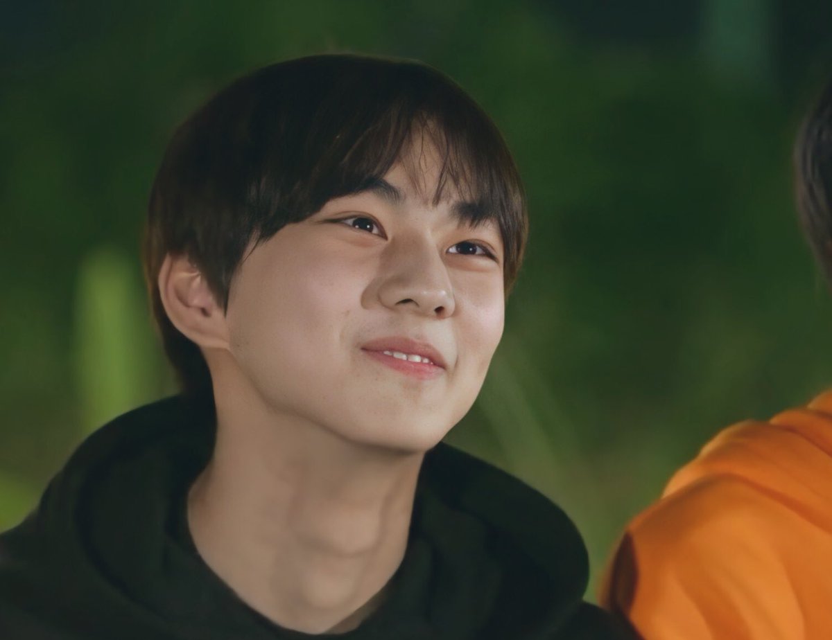 JUST A THREAD OF YANG JUNGWON SINCE DAY 1;