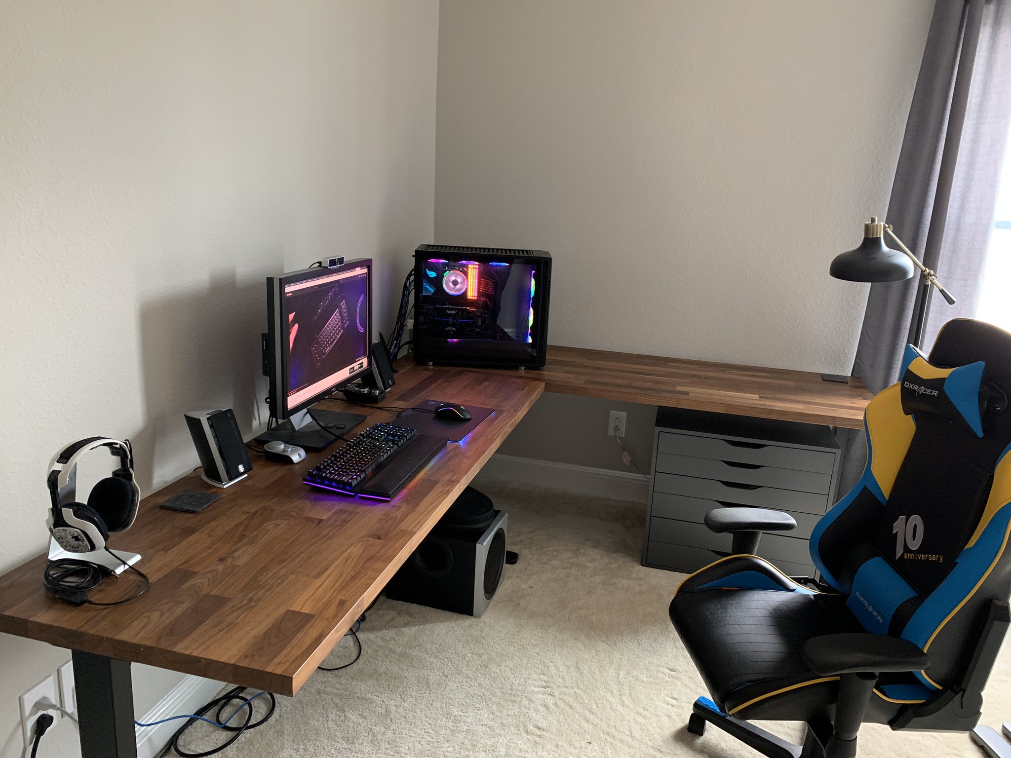 Karlby gaming desk deals