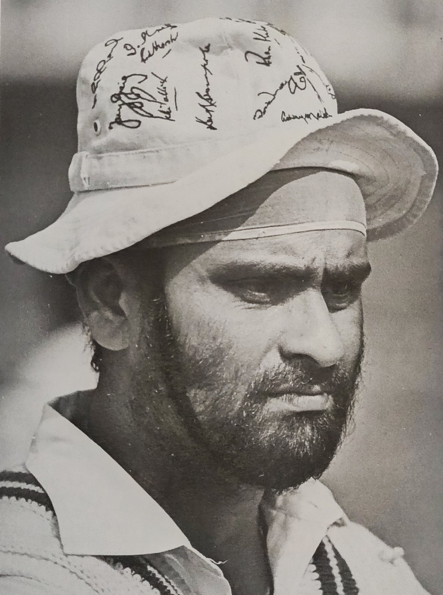  Happy Birthday to former India captain Bishan Singh Bedi, who turns 74 today. 