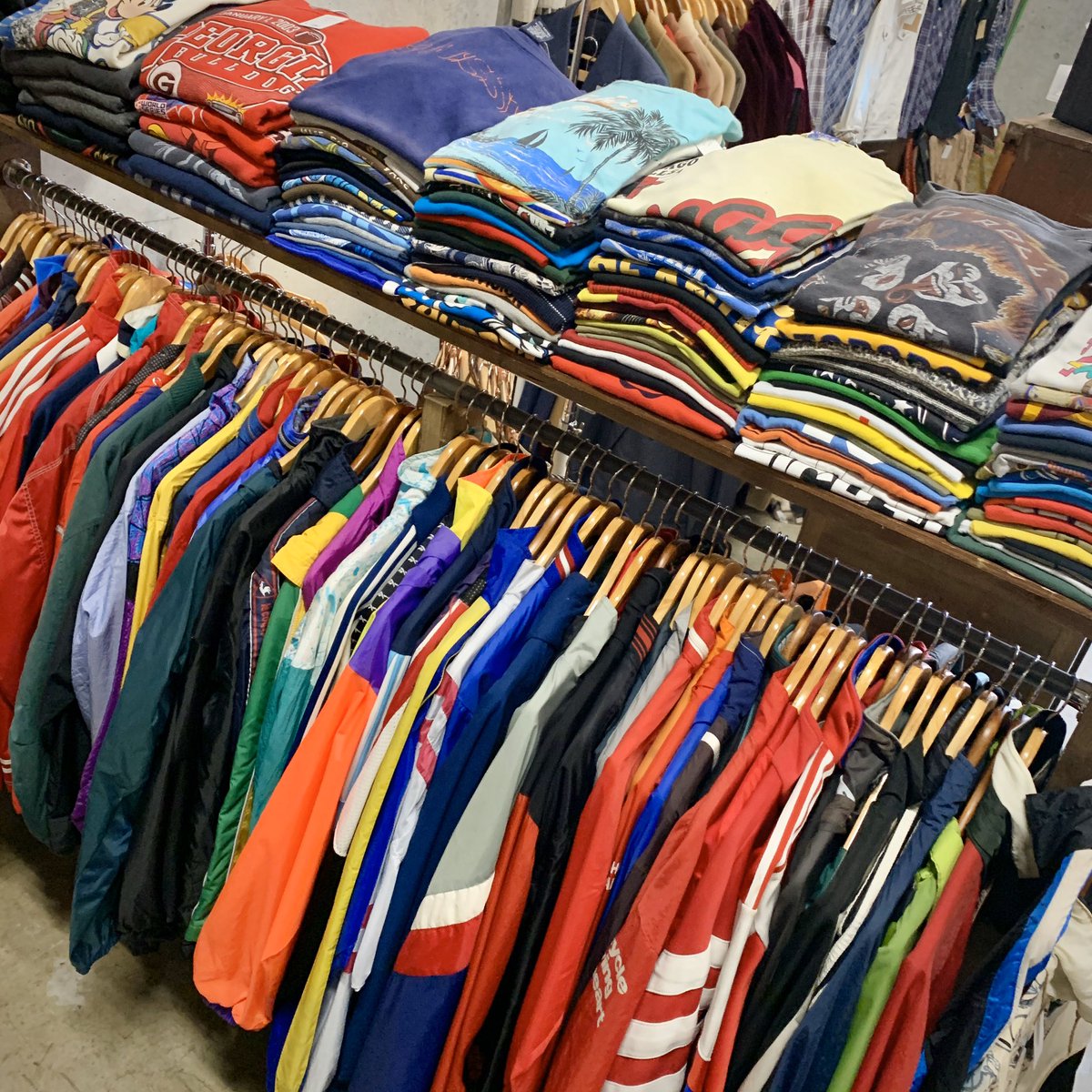 Gaslamp Square下北沢店 こんにちは レディースレトロジャケットや メンズのニットウェアがオススメです Instagram掲載商品はdmから お問い合わせ 通信販売可能です Gaslampsquare下北沢店 ガスランプスクエア下北沢店 ガスランプスクエア