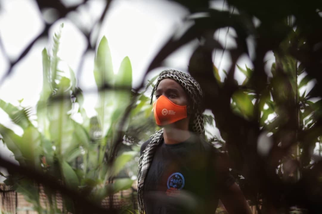 IMChallengeug's tweet image. 😷 | Wear a mask to protect those around you 👨‍👨‍👦‍👦. It's not weird if you are the only one wearing a mask, it shows how responsible you are.
#WearItForMe | #WearAMask