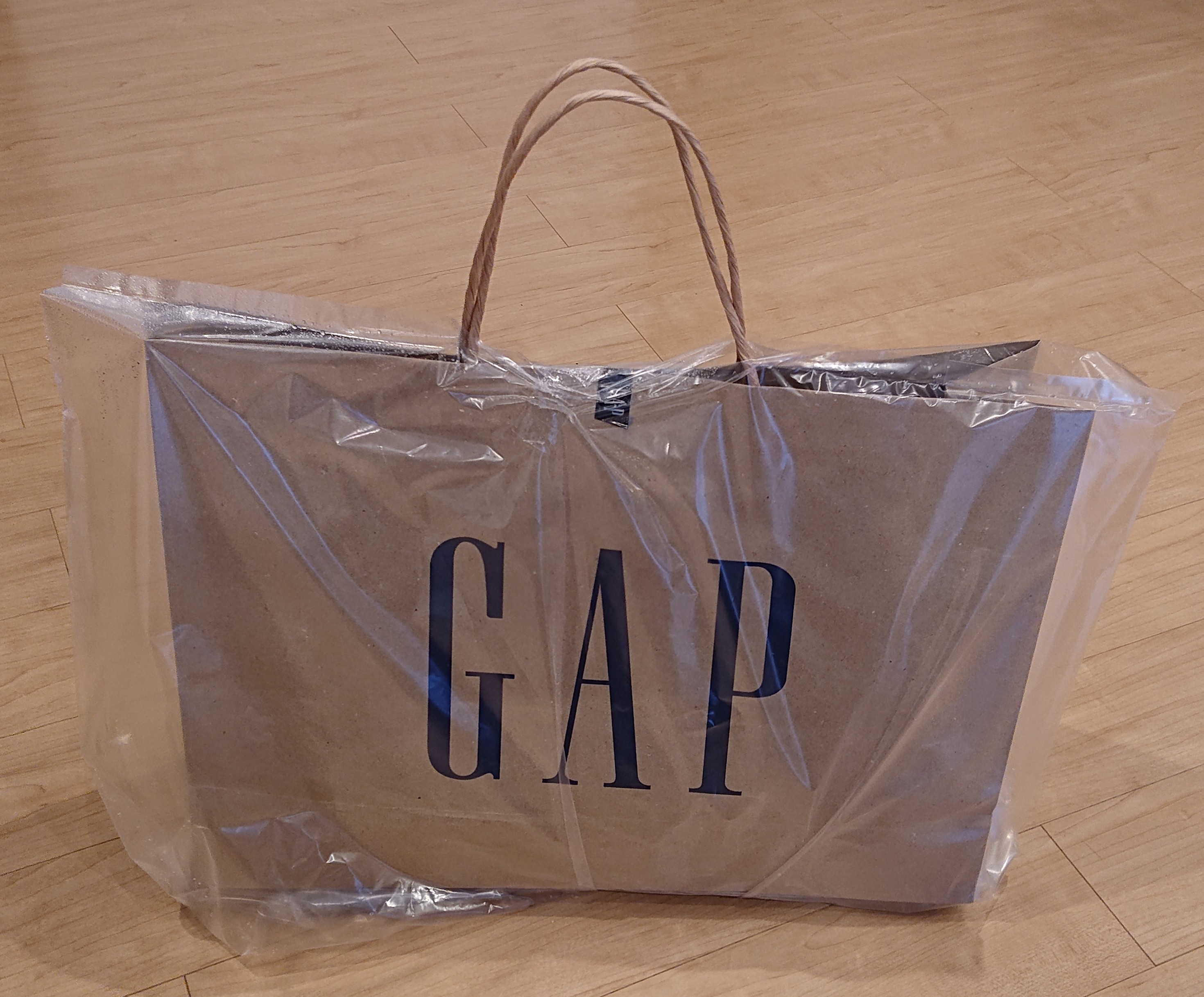 Gap Japan 1969年 サンフランシスコでデニムとレコードを取り扱うお店としてスタートしたgap 50年以上たった今でも スタッフみんなも音楽とアメカジが大好き 様々なメンバーを率いる店長の舞台裏はこちらから T Co Enzgjoxcro T Co