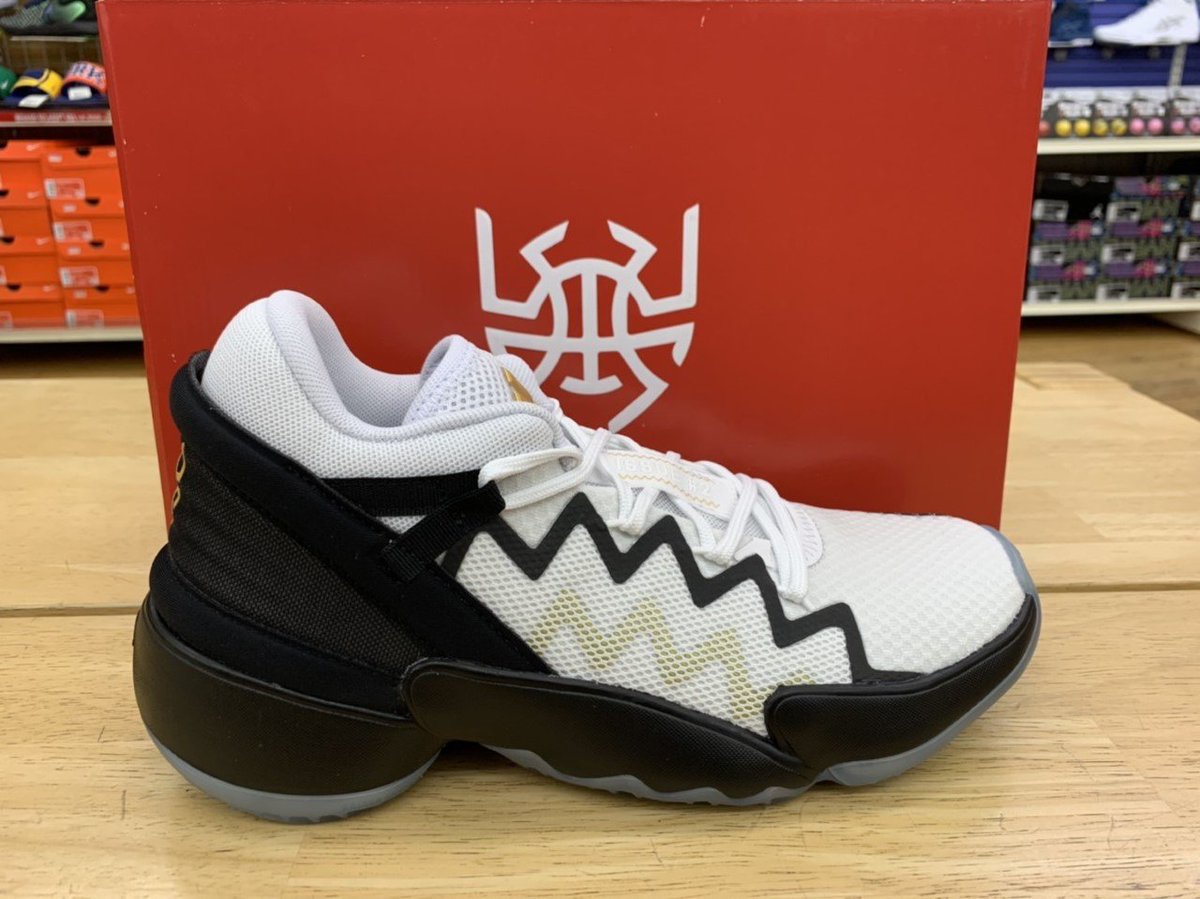 gallery2basket's tweet photo. 【新商品入荷】adidas D.O.N. Issue 2 J(FV2166)
https://t.co/hnBlYqMPeT
#gallery2 #ギャラリー2 #ギャラ2 #adidas #adidasbasketball #アディダス #アディダスバスケットボール #teamlseverything #donovanmitchell #ドノバンミッチェル #donissue2 #donissue #donovan2 #donissue2j #ミニバス https://t.co/l9ySD5U5fU